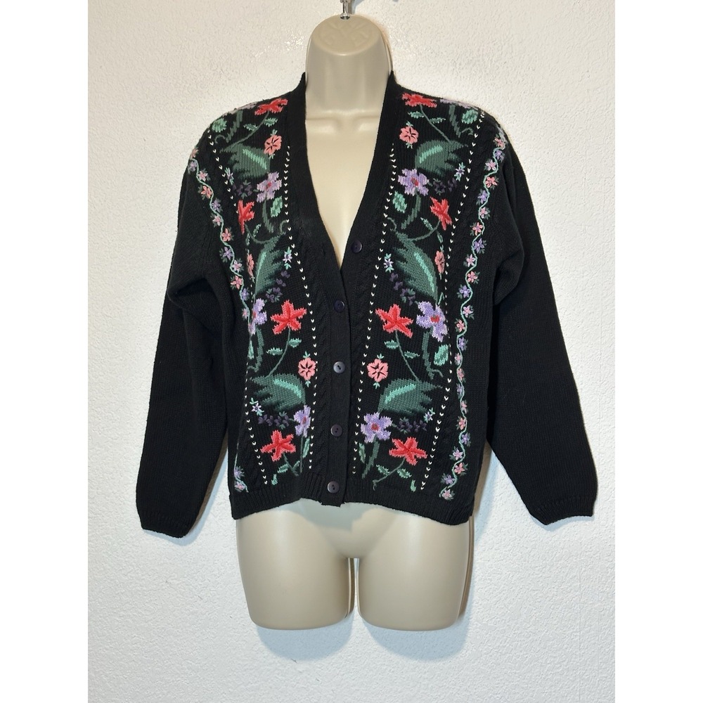 Vtg Black Floral‎ Embroidered Cardigan Size M Chunky Knit Cottagecore Grandma